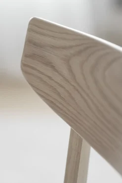 Ami stol vitpigmenterad ek/beige-grått tyg