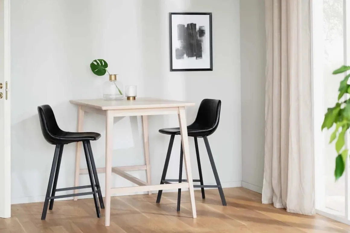 AUBURN BARSTOL SVART