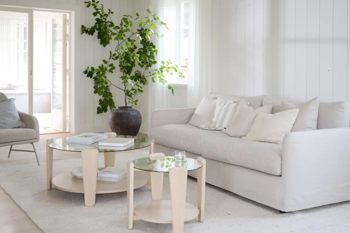 Eldwin fåtölj beige tyg/beige metall
