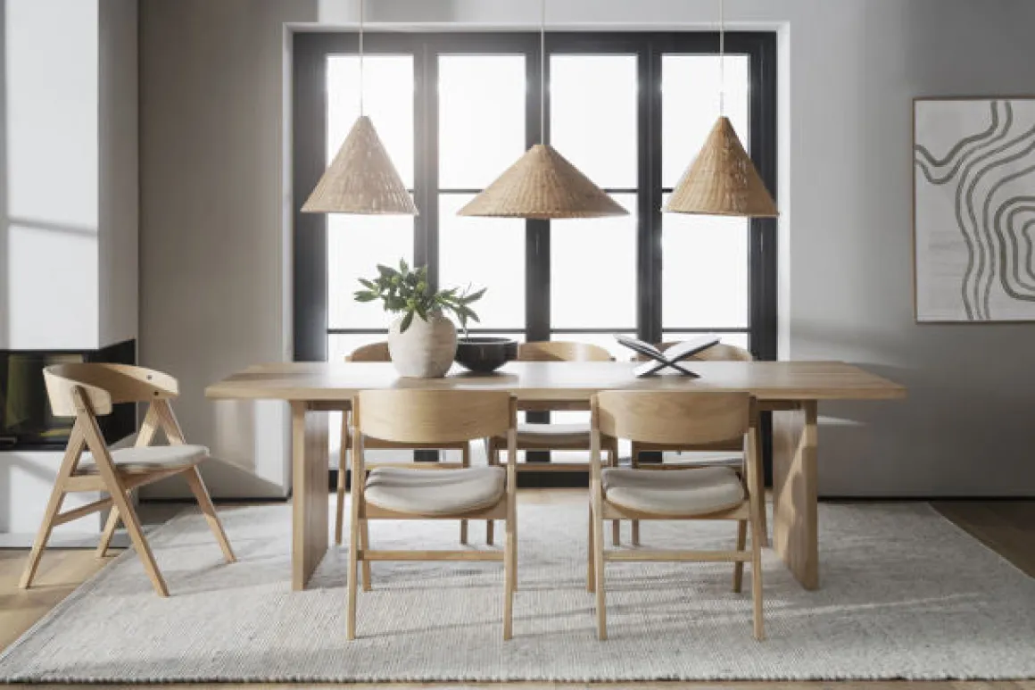 Emmett matbord 240 ek