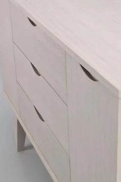 FILIPPA SIDEBOARD VITPIGMENTERAD 122