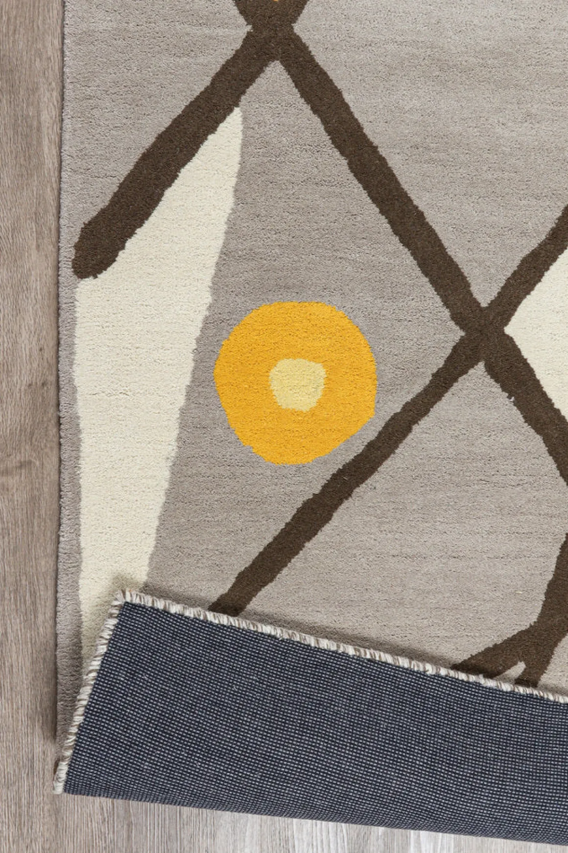 GEOMETRY GREY MATTA