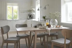 Kato Stol Vitpigmenterad/gråbeige