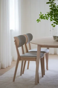 Kato Stol Vitpigmenterad/gråbeige