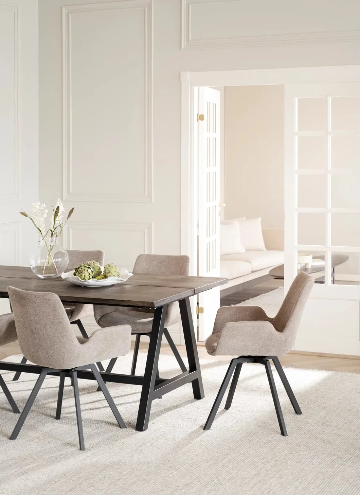 NORWELL KARMSTOL BEIGE/SVART