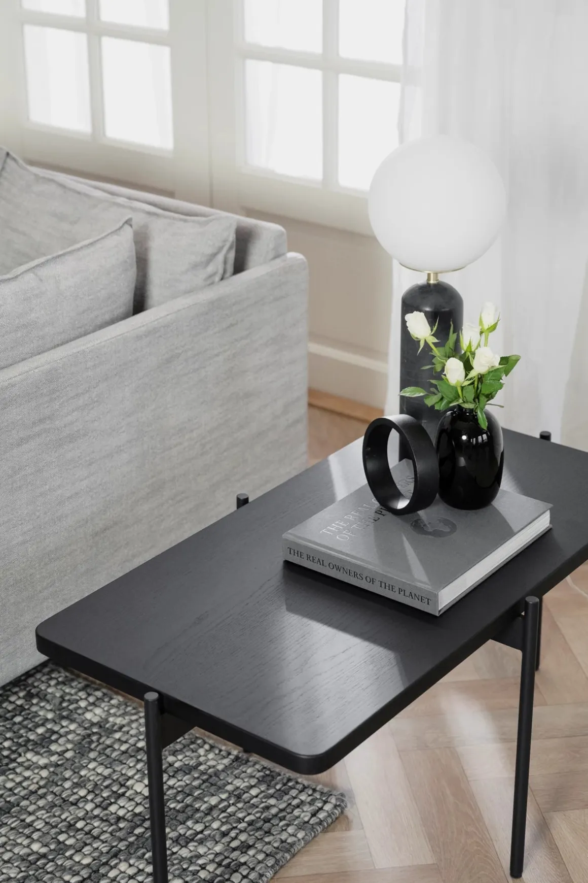 SHELTON SOFFBORD SVART 95cm