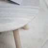 Taransay soffbord Ø90 beige travertin/vitpigmenterad ek