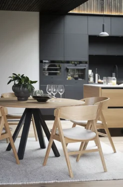 Waterton karmstol ek/beige tyg
